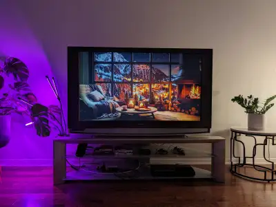 In very good conditions. The sound is very good as well. It comes with the original Sony base (tv st...