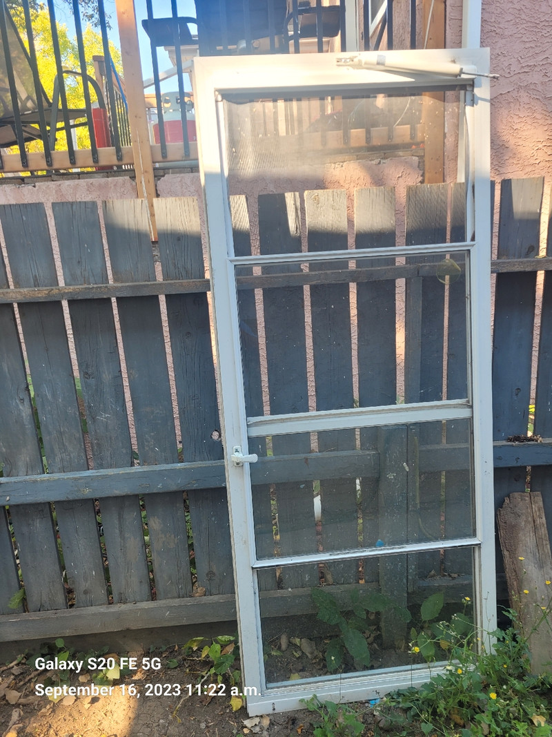 Screen door Windows, Doors & Trim Lethbridge Kijiji