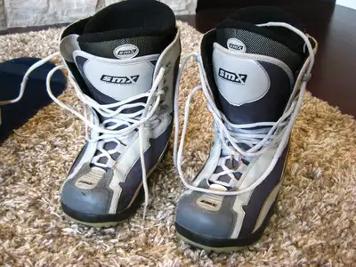 Women's Size 8 SMX Blue/Grey Snowboard Boots with 24.75cm Insole, View more