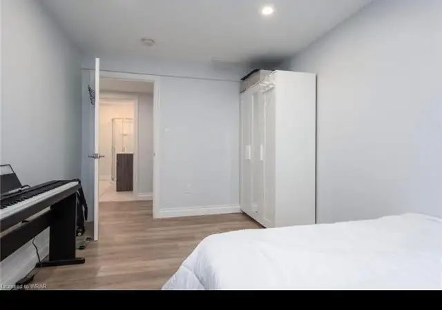 Room for rent in Waterloo Private or Sharing both in Short Term Rentals in Kitchener / Waterloo - Image 3