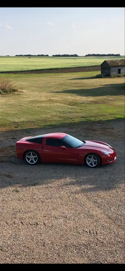 This vette is in mint condition I’ve owned it for 20 years. It’s been cared for like a vette and dri...