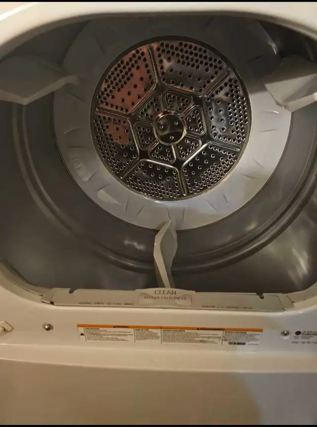 Moffat Washer and Dryer set in Washers & Dryers in City of Halifax - Image 5