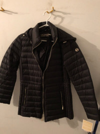 REDUCED-New  Black Michael Kors Packable Down Fill Jacket