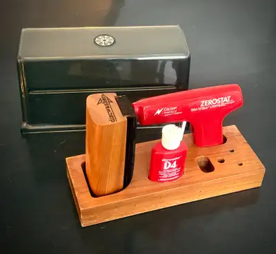 Record cleaning kit, View more