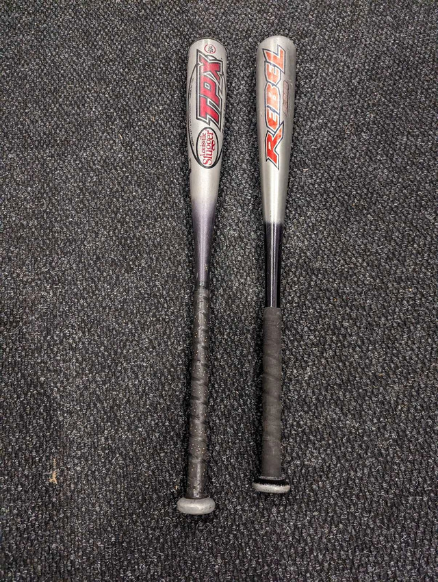 Rookie Ball bats set of 2 Louisville Slugger & Easton in Other in City of Toronto
