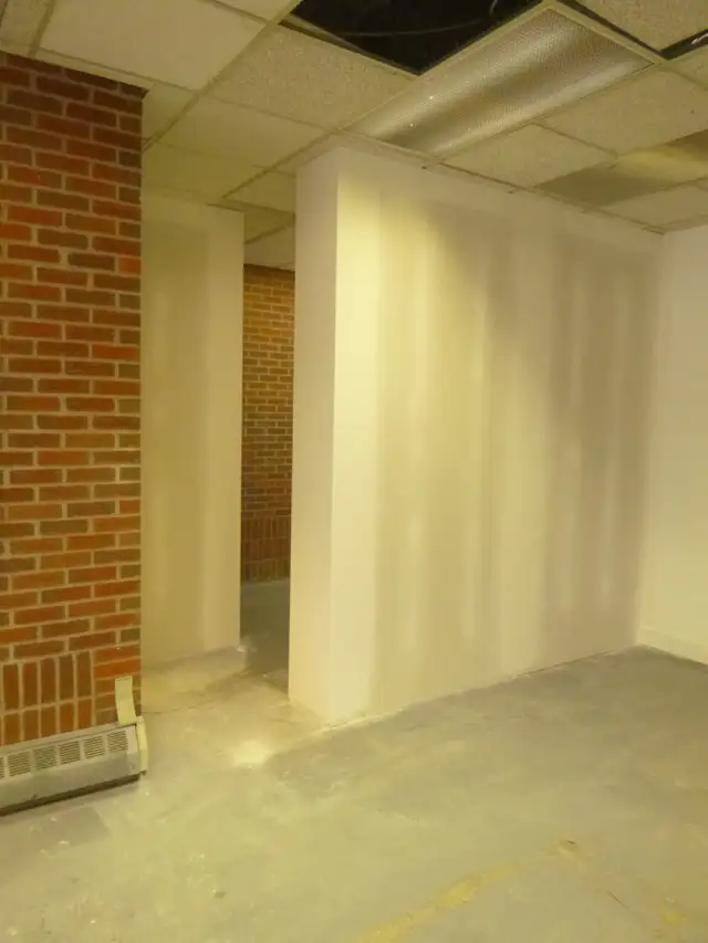basements,reno,offices,light commercial. in Drywall & Stucco Removal in Calgary - Image 8