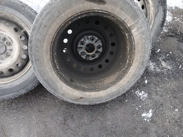 Michelin 205 65 16 X ICE Camry winter rims in Tires & Rims in Bedford - Image 9