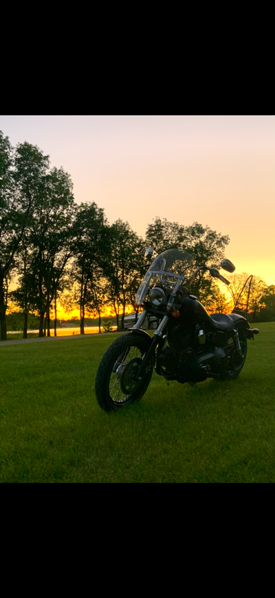 Dyna Street Bob 2014 Well maintained. Always stored in a garage. New Metzeler 888 Tires and new whee...