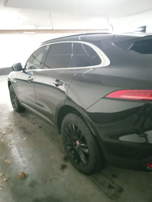 2017 Jaguar F-Pace 35t Prestige