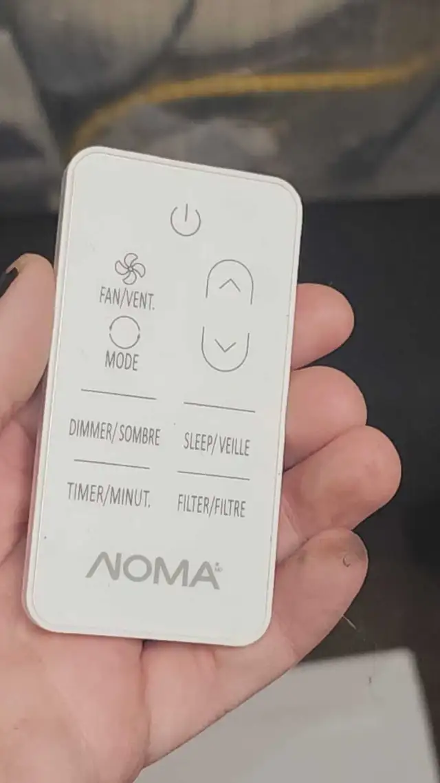 Noma 6000 BTU AC window AC in Other in London - Image 3