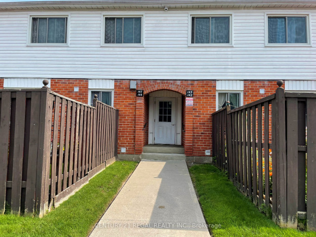 House for rent in Long Term Rentals in Oshawa / Durham Region