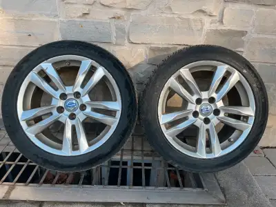 Volvo 17" wheels on 235/45r17 Tires (set of 2) I have a set of 2 OEM Volvo 17x8 Alloy 10 5 Split Spo...