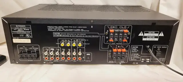 Pioneer VSX-305 Audio Video Stereo Receiver in Stereo Systems & Home Theatre in Mississauga / Peel Region - Image 8