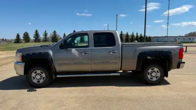 2007 Chevrolet Silverado 2500HD LTZ 6.6l Duramax Diesel. I have owned this truck since 2008. Truck h...