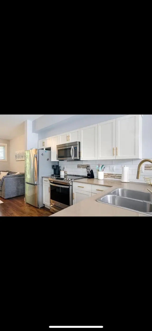 2 Bed 2 Bath Renovated Townhome in Long Term Rentals in Kitimat - Image 11