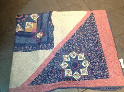Gorgeous twin quilt for sale, View more