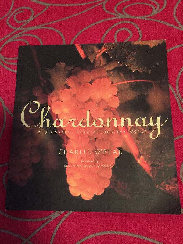 "CHARDONNAY" COFFEE TABLE BOOK in Non-fiction in Saskatoon