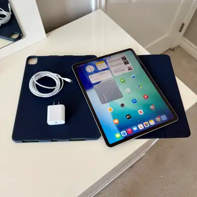 IPad Pro 12.9", 4th Gen, Wifi  - *Excellent Condition*, View more