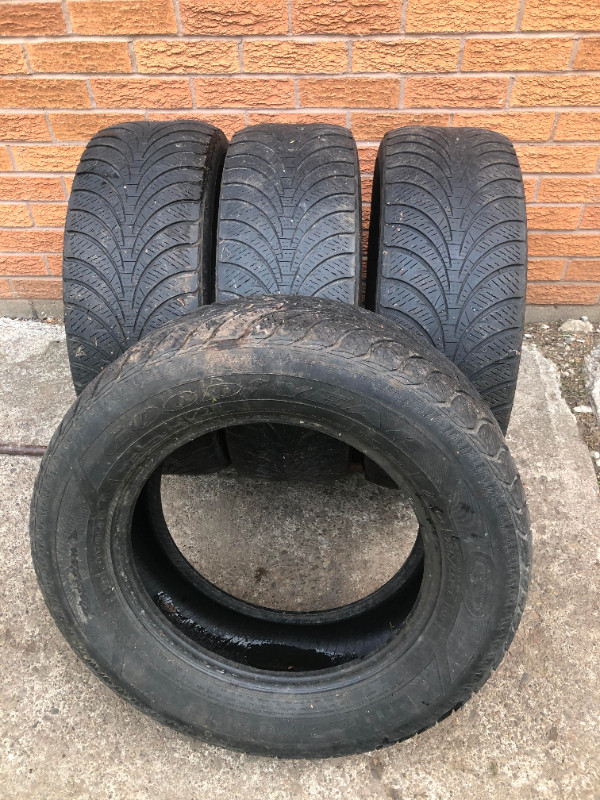 4 235/60R16 Goodyear Ultra Grip Tires in Tires & Rims in Oshawa / Durham Region - Image 2