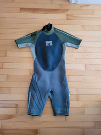 Junior Wetsuit Size 12. Great Condition 
