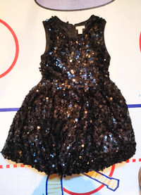 Pretty sequin black fancy dress size 6t