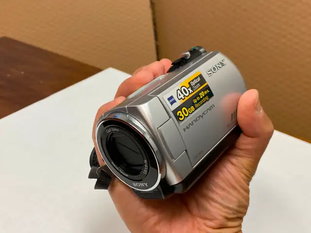 Sony DCR-SR42 Comcorder63760489966721120