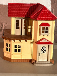 Calico Critters Red Roof Dollhouse incomplete