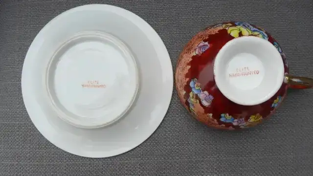 Nice teacup with saucer565173300128000002