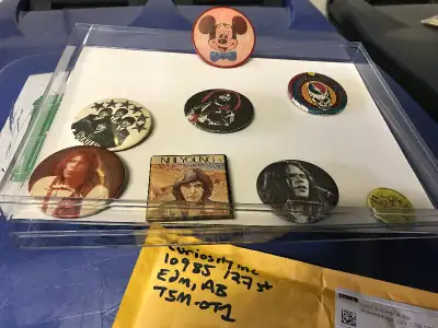PARKER PICKERS - The 1 BEATLES pinback stickback original vintage button pin is SOLD. The 2 rare ver...