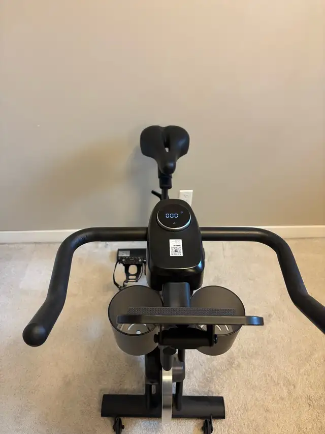 Stationary Bike484540713178255361