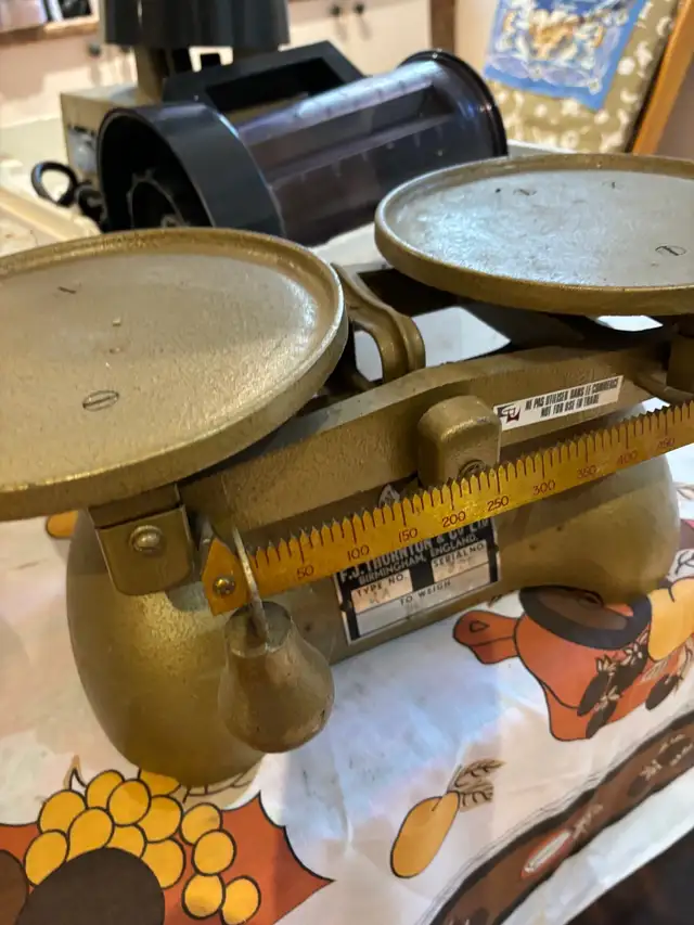 kitchen scales in Industrial Kitchen Supplies in Laval / North Shore - Image 5