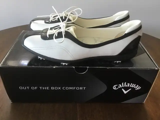 CALLAWAY Women’s Spiked Golf Shoes NEW in Golf in Oshawa / Durham Region - Image 2