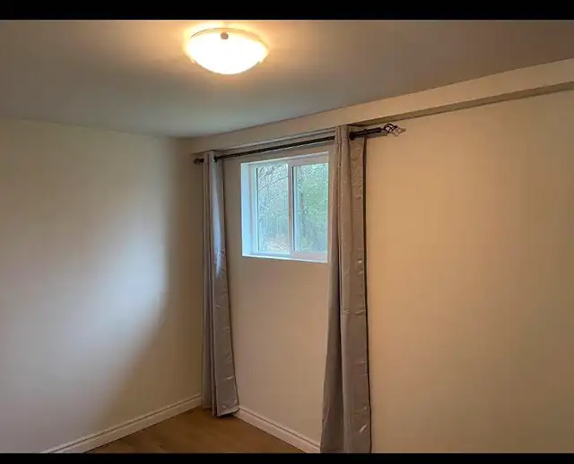 Eglinton west  subway station nice bedroom for rent 63849108429443120
