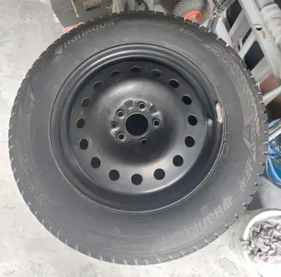 Hankook Winter i*cept iZ3 X 225/65R17 + 17” Steel Rims – $900 OBO Selling a complete set of 4 Hankoo...