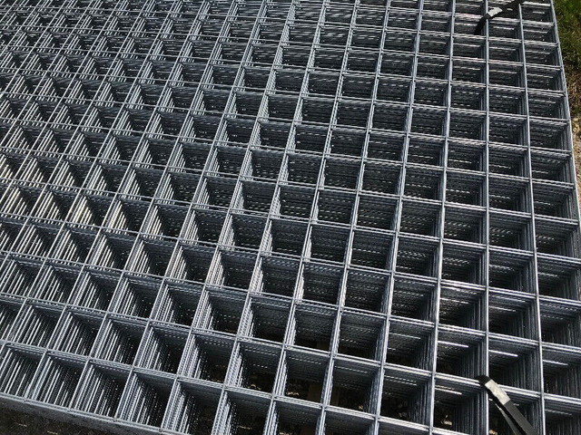 Galvanized industrial steel mesh panels in Other Business & Industrial in London