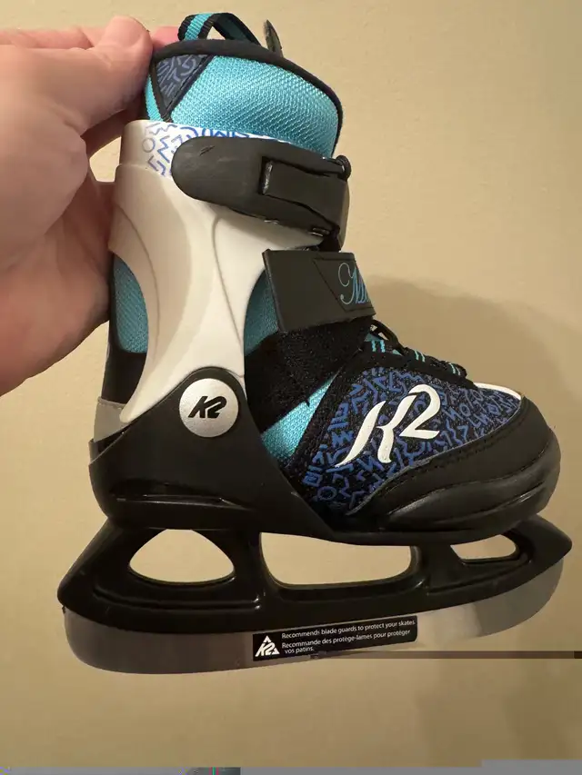 K2 Skate Girl's Marlee Ice Skate Blue Black-size 8-12 in Skates & Blades in Mississauga / Peel Region - Image 6