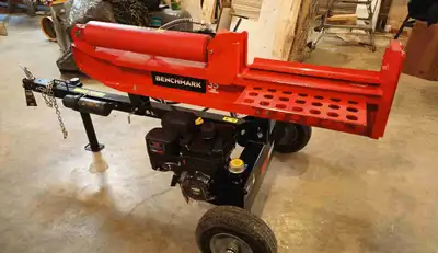 Brand New Benchmark 35 Ton log splitter w/ Briggs and Stratton engine. Bought it a few years ago, ne...