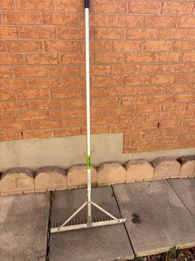 True Temper Aluminum leaf & Landscape rake, View more