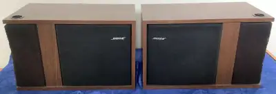Bose 301 bookshelf stereo speakers, View more