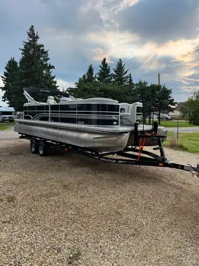 First used in 2016. Like new condition, hardly used and always under cover summer and winter. We are...