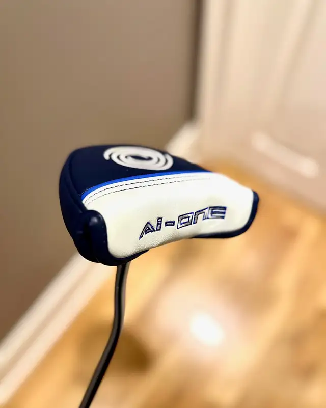 Odyssey Ai-One Putter #7 DB 33 Inch in Golf in Markham / York Region - Image 2