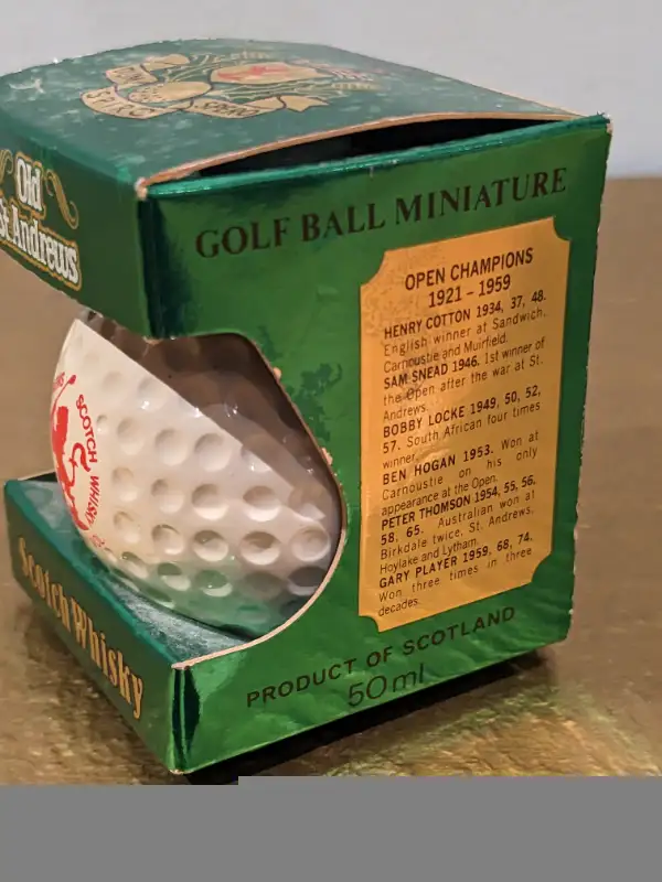 1993 Old St. Andrews Scotch Whiskey Miniature GolfBall decanter in Arts & Collectibles in City of Toronto - Image 9