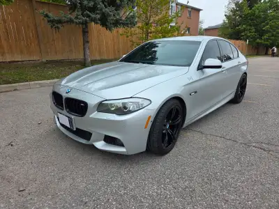 2011 BMW 528 RWD N52 M-sport Attention BMW enthusiast : I6 N52 non turbo RWD , m sport , 8 speed ZF...