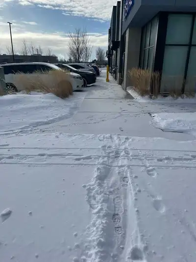 Sidewalk snow removal crew member $30/hour, View more