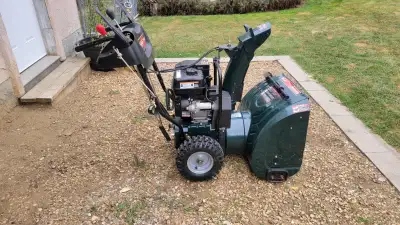 CRAFTMAN  SELF PROPELL SNOW BLOWER., View more
