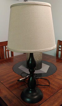 Table Lamp - Excellent Condition!