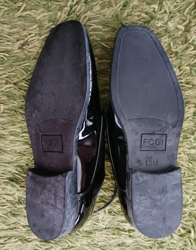 FCGI Black Patent Shoes Size 12M - Excellent Condition in Men's Shoes in Mississauga / Peel Region - Image 2