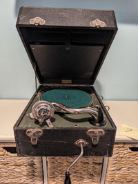 Antique Portable Gram-o-phone