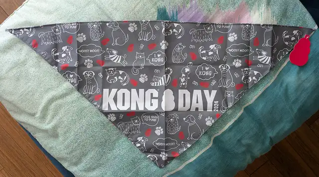 "Kong" Bandana For Dogs and Cats - BRAND NEW, NEVER USED in Accessories in City of Toronto - Image 3