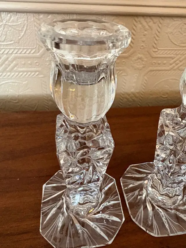 Exquisite Vintage Pair Set Cut Lead Crystal Candle Sticks in Arts & Collectibles in Longueuil / South Shore - Image 5